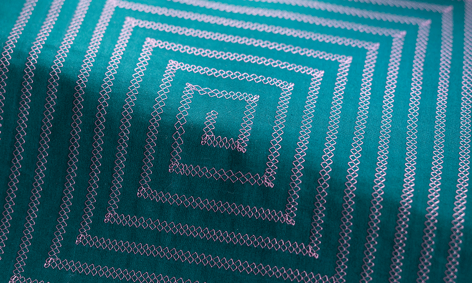 XJ2 Stellaire - Innov-is - Machine à coudre et à broder